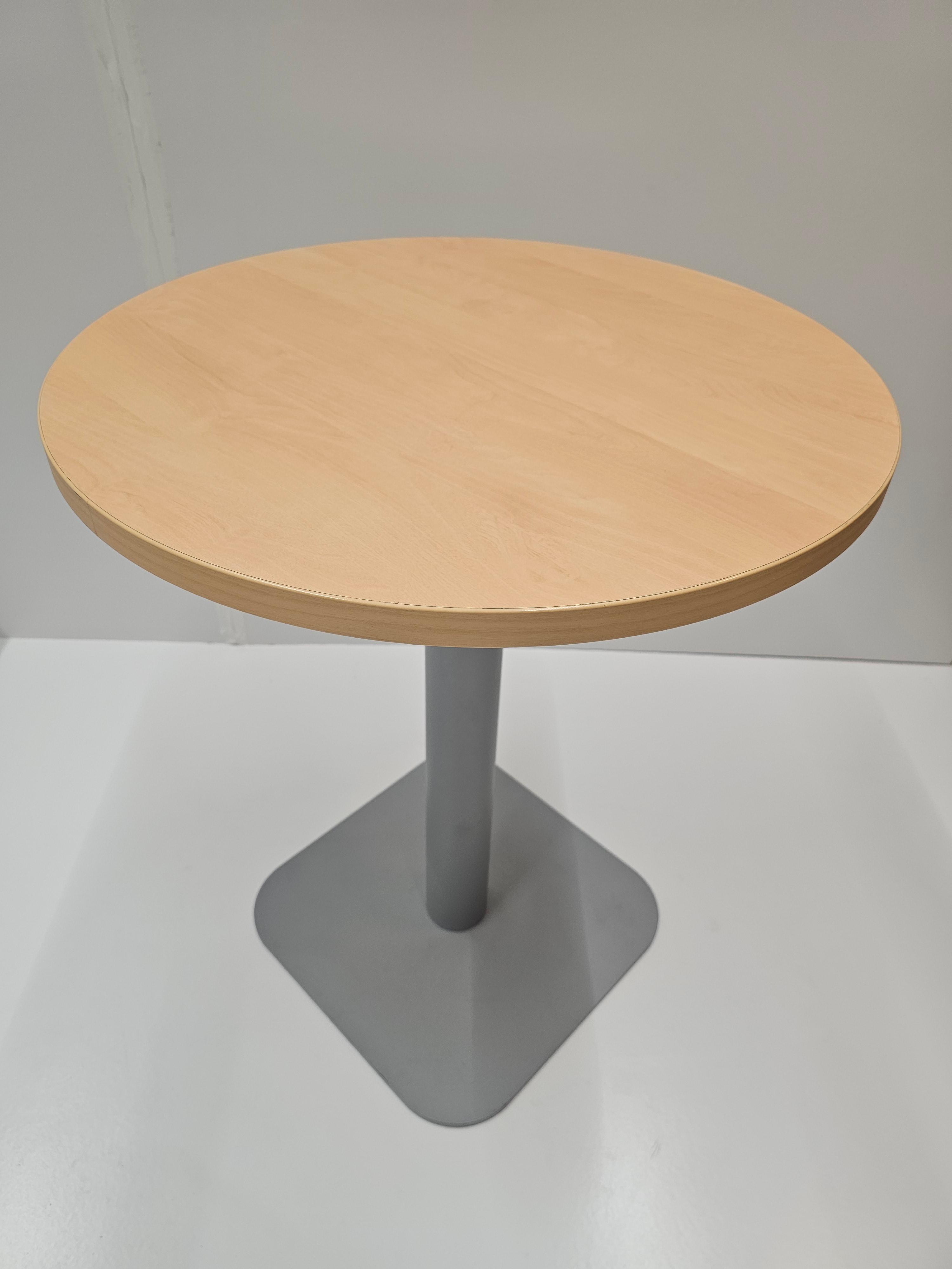 Table bois Pied noir ou gris